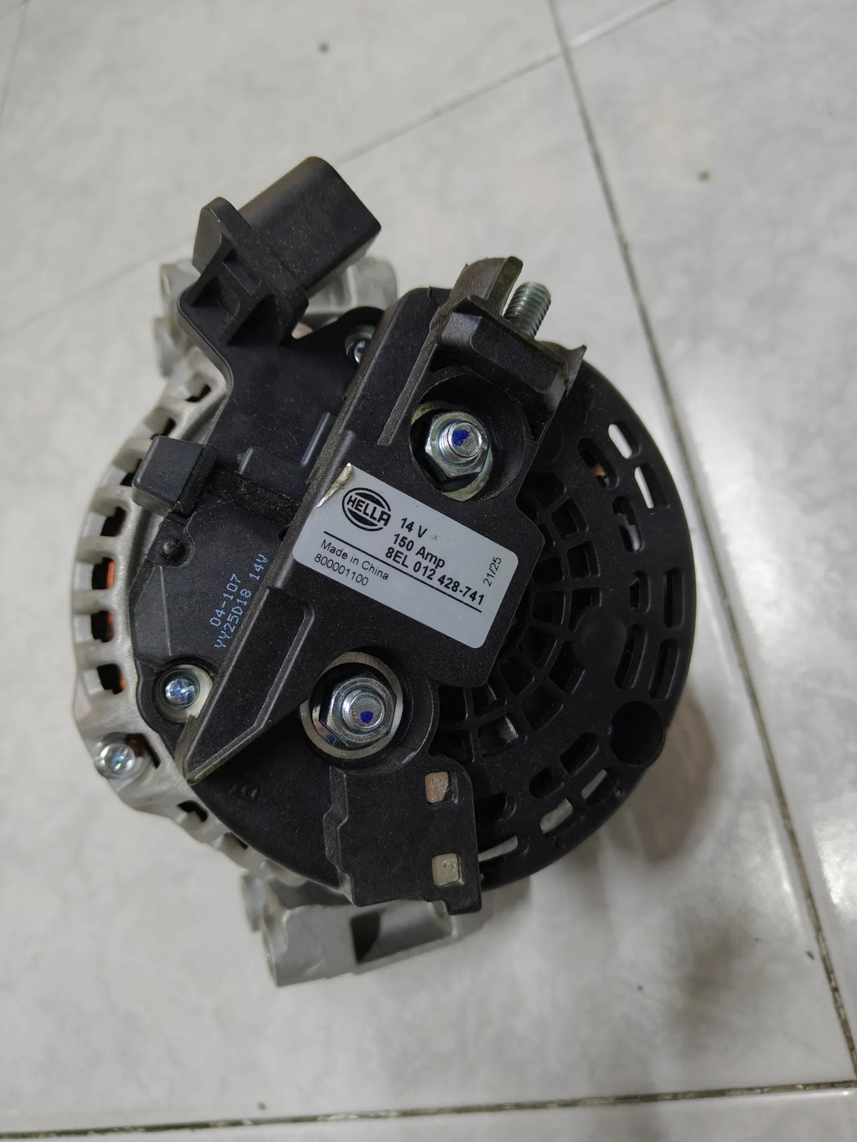 Alternador - 14V - 150A HELLA
