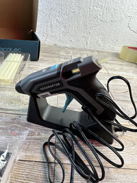 Pistola de encolar Cecotec