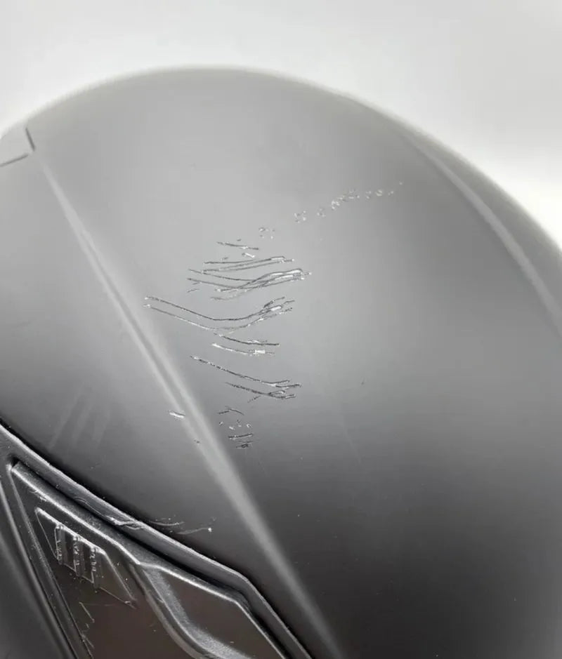Casco Skateboard con Sun Visor