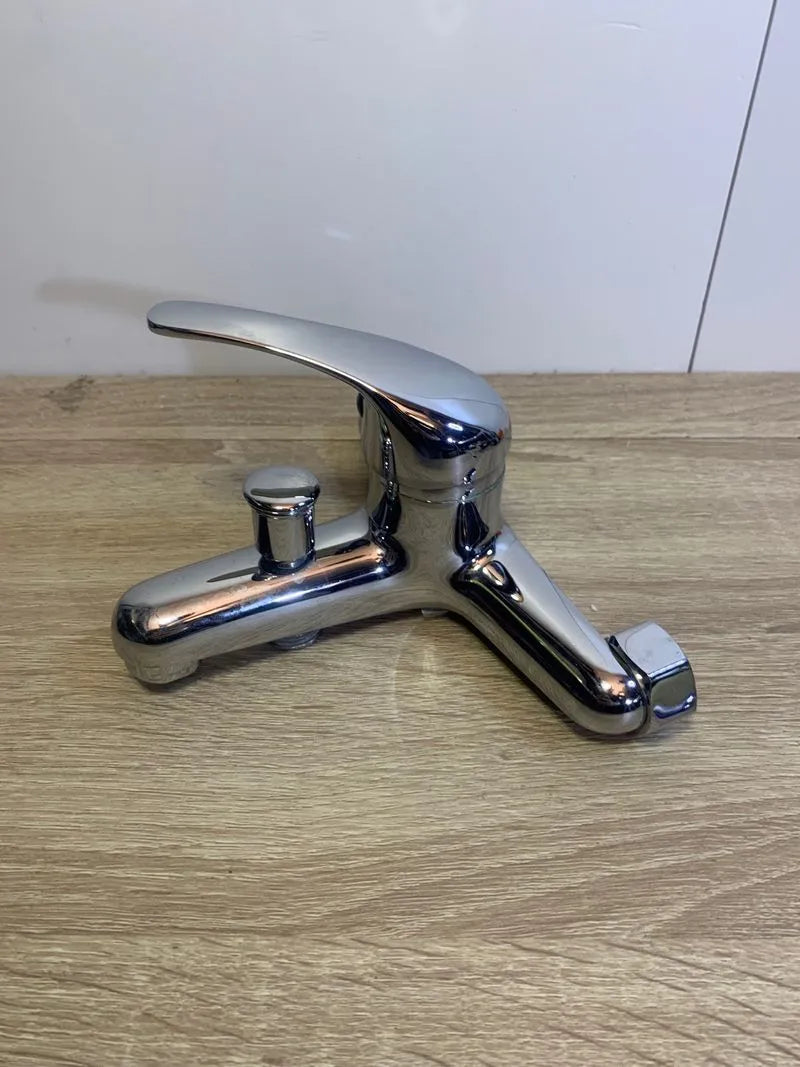 Monomando de bañera