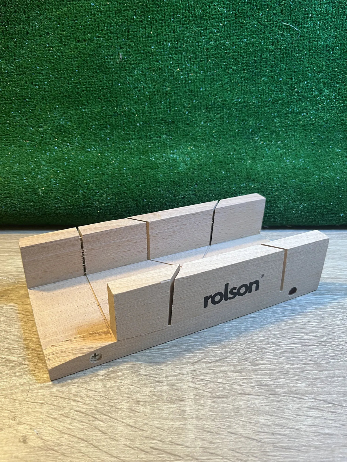 Caja de ingletes Rolson