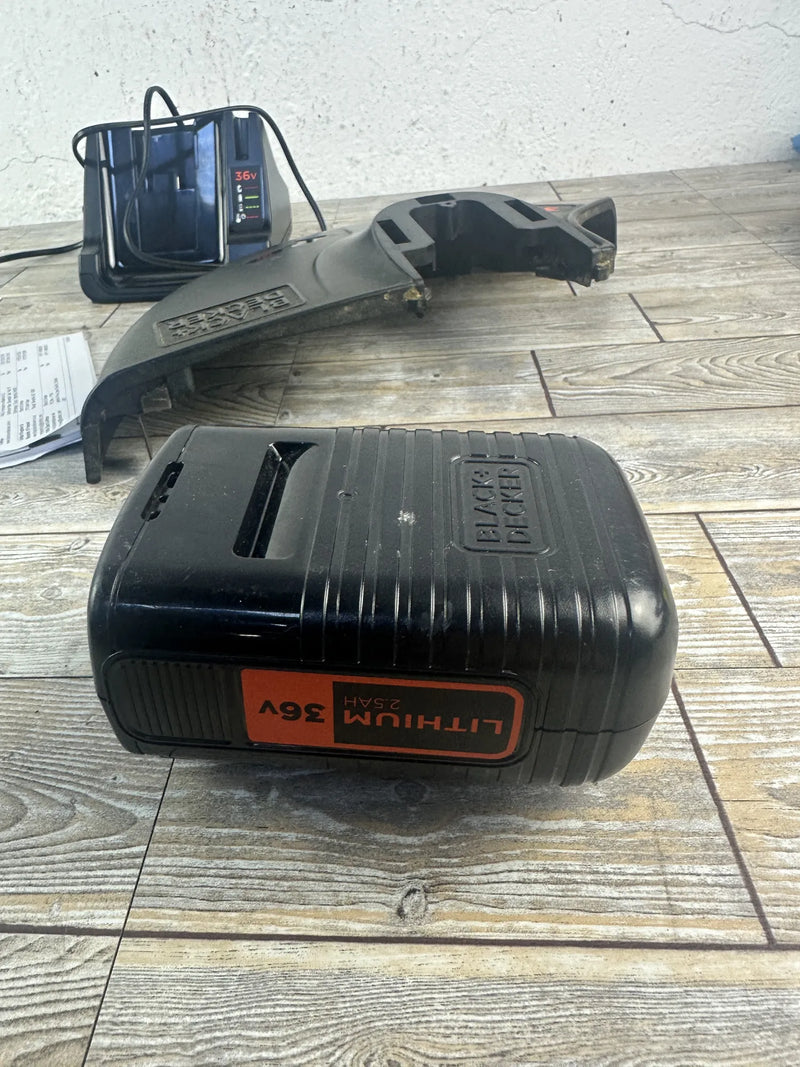 Cortabordes a Batería Black Decker