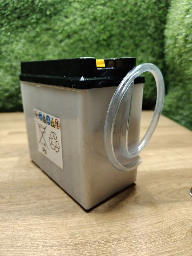 Batería YUASA YB7-A