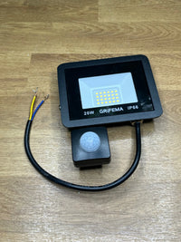 Foco LED exterior 20W GRIFEMA