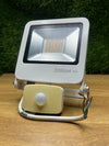 Foco con Sensor con 30W ENDURA