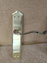 Juego de Manillas con Placa para puerta