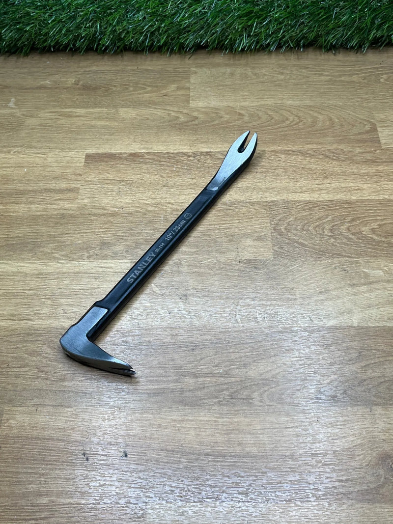 Barra sacaclavo pequeña 25cm STANLEY