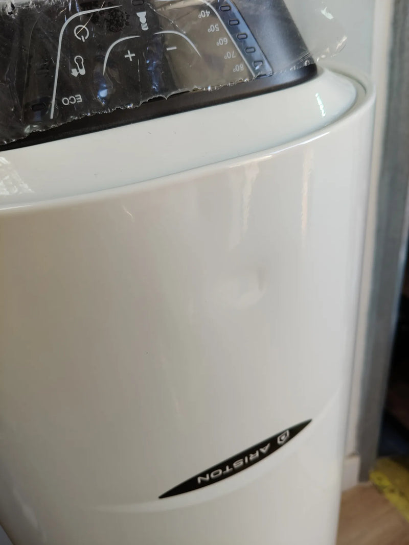 Calentador de agua eléctrico 65 litros Ariston
