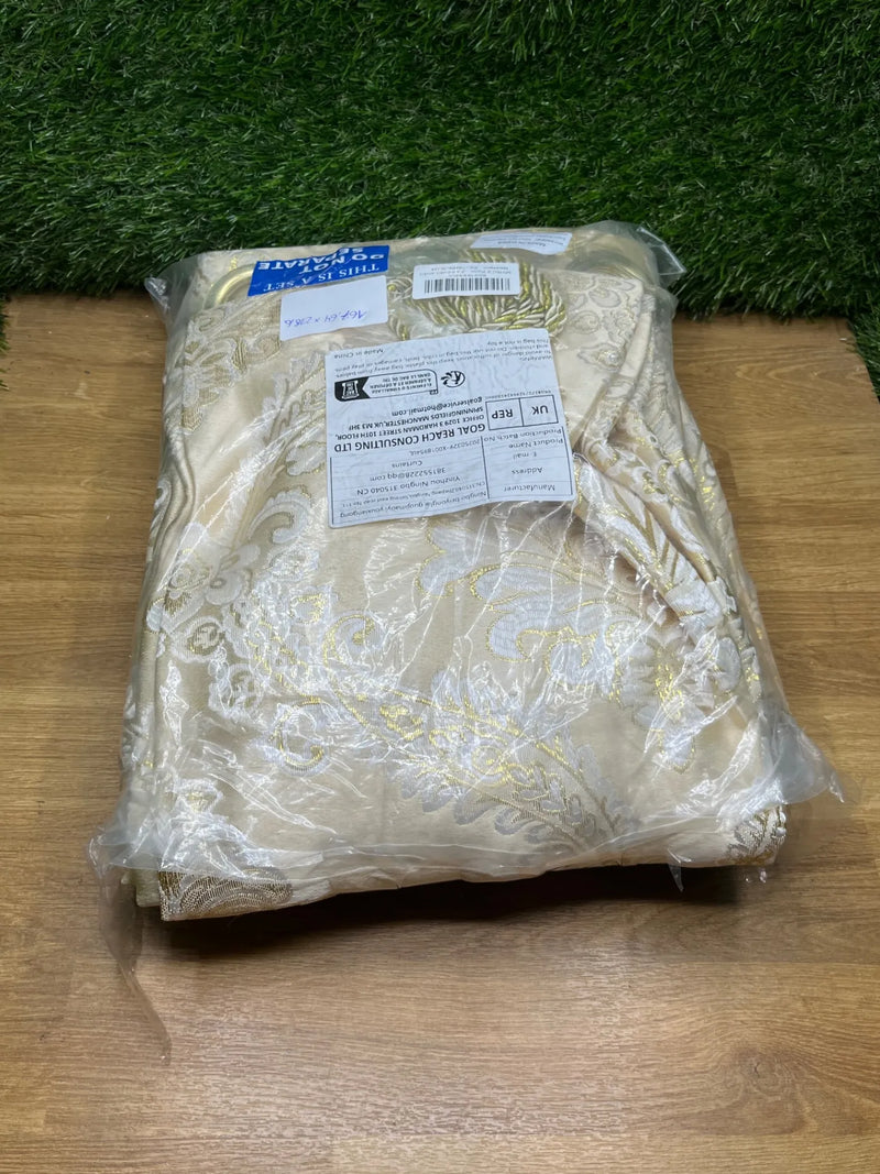 Juego de 2 cortinas europeas Dorado