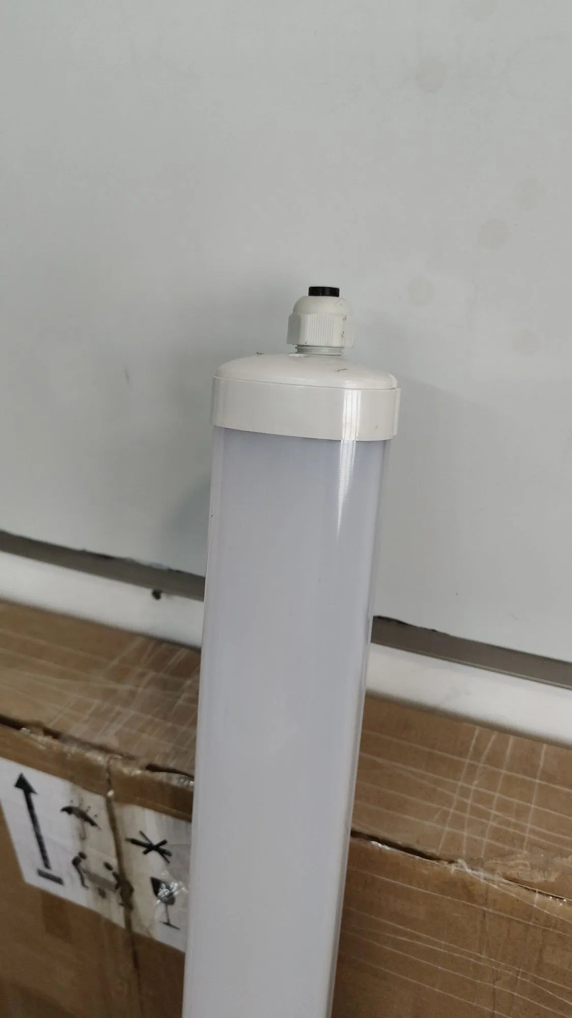 LED WP G-SERIES ECONOMICAL TUBE 120 CM