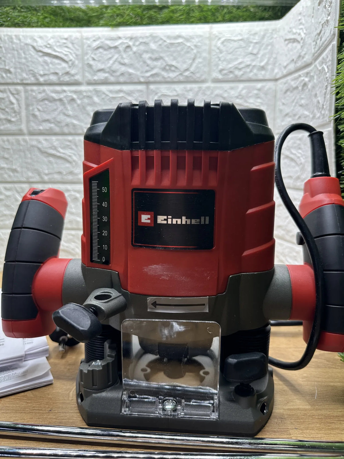 Fresadora eléctrica Einhell