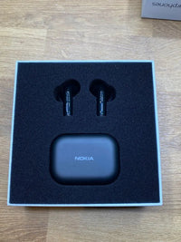 Auriculares y Estuche portátil Nokia