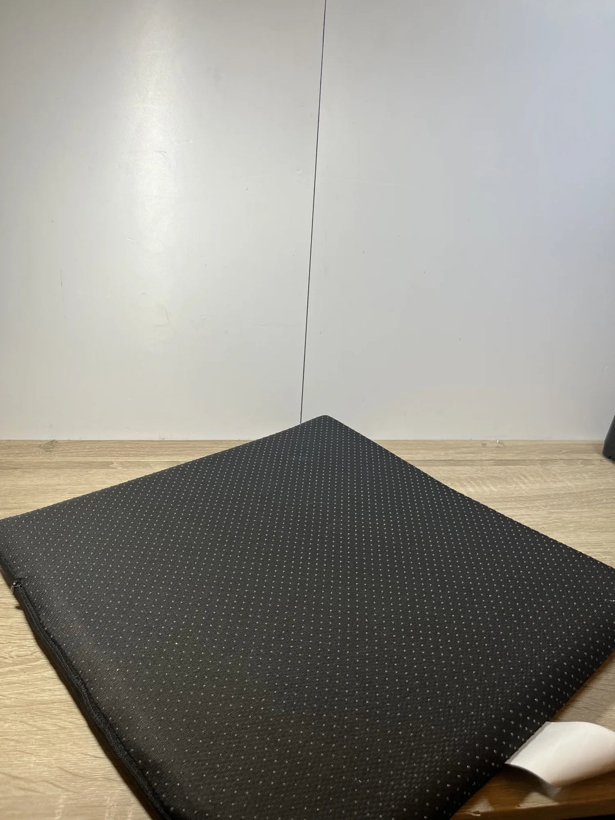 Cojín de asiento de espuma viscoelástica Amazon Basics