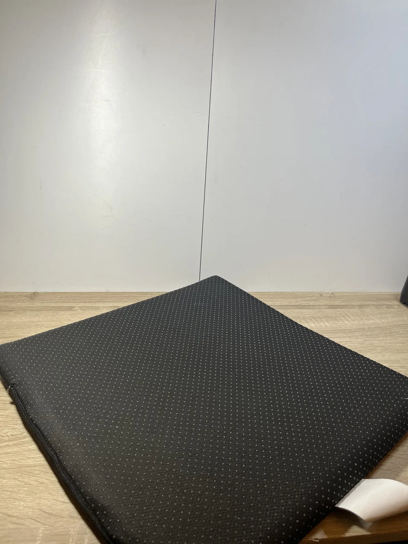 Cojín de asiento de espuma viscoelástica Amazon Basics