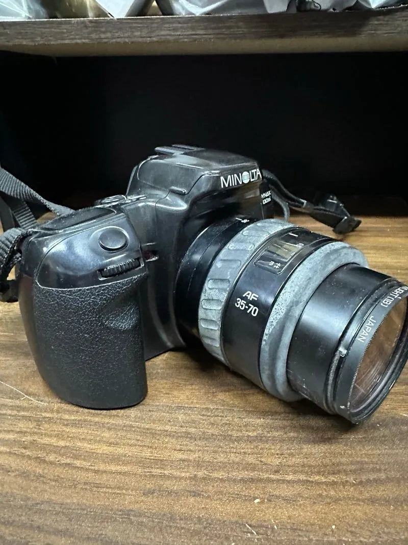 Cámara de película SLR Minolta Dynax 500si