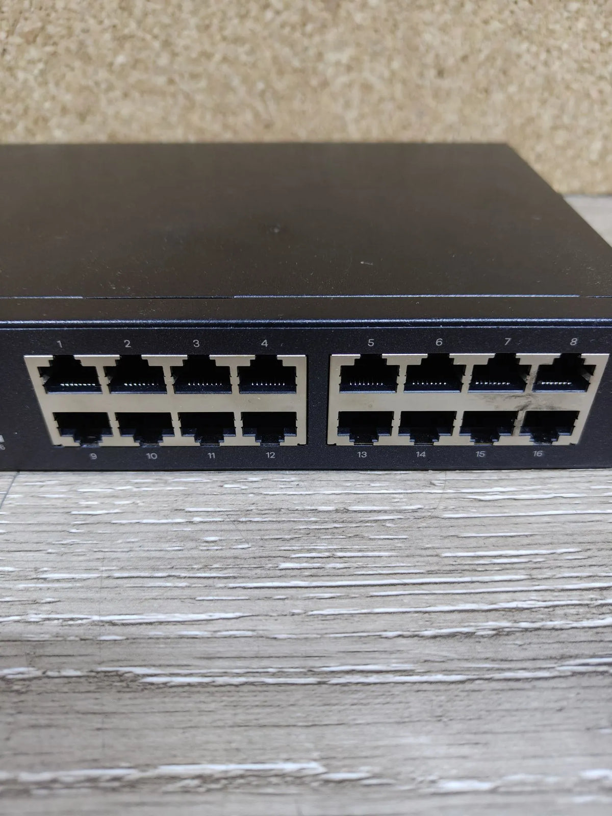 Switch ethernet 16 puertos Zyxel GS1100-16