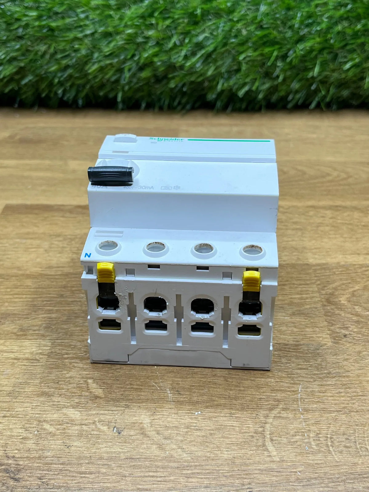 Interruptor Diferencial A9Z21440 Schneider Electric
