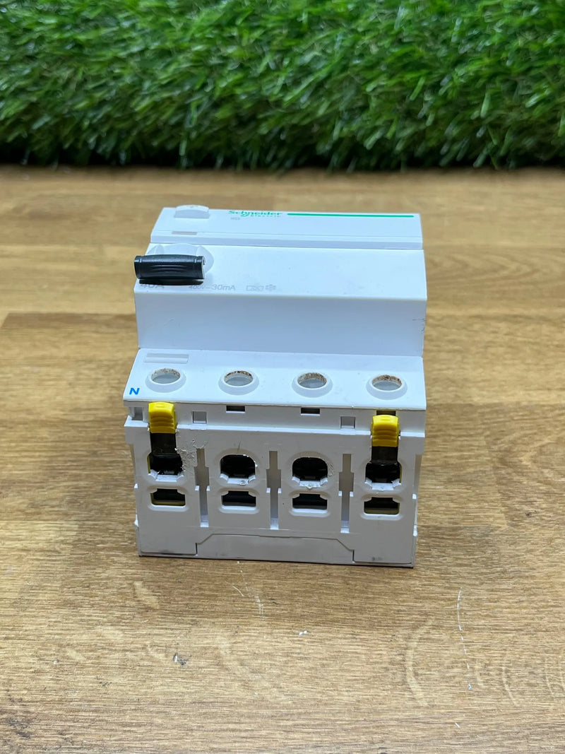 Interruptor Diferencial A9Z21440 Schneider Electric