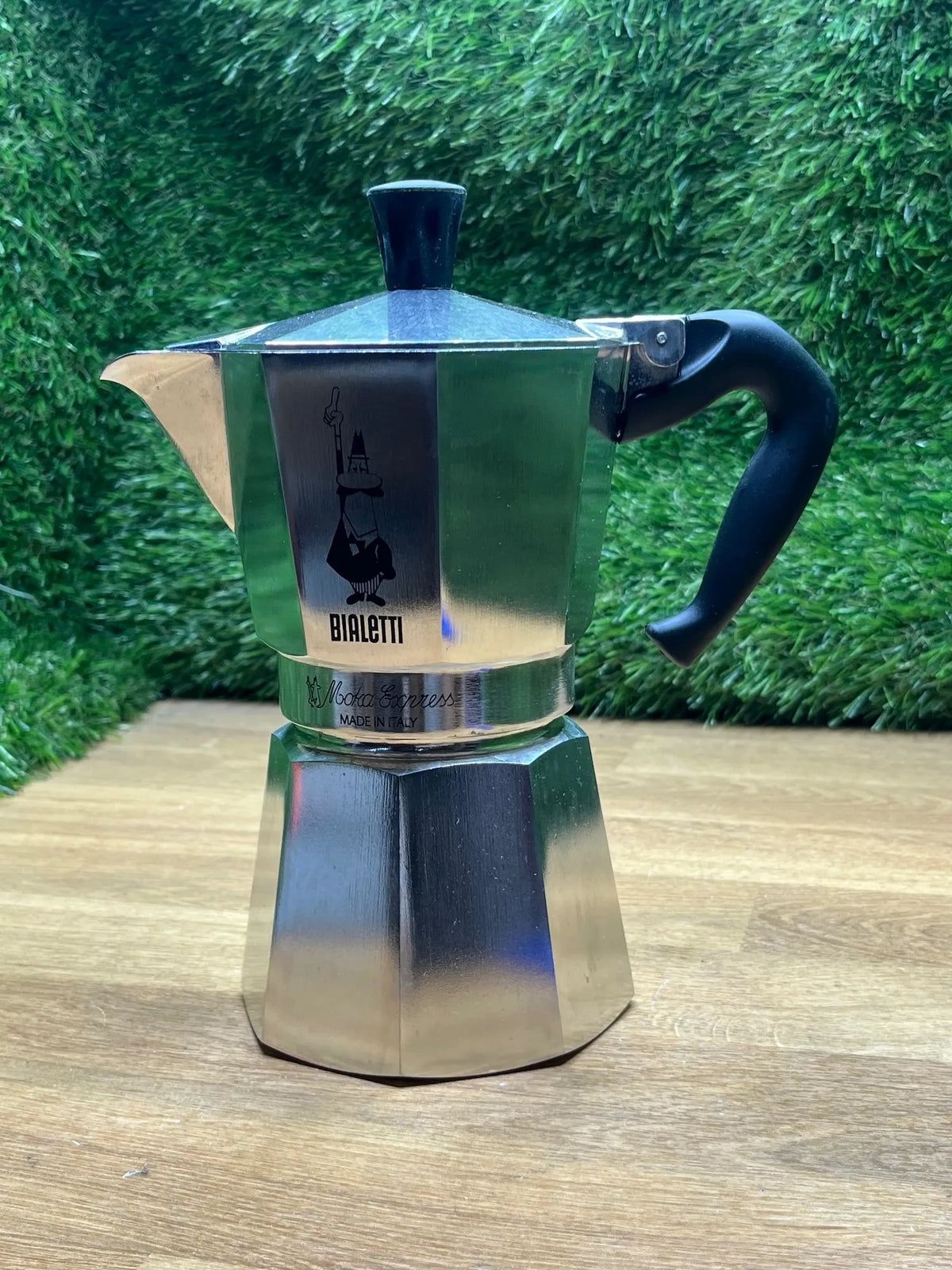 Cafetera de Aluminio 6 Tazas Bialetti