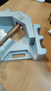 Abrazadera angular, 90 grados