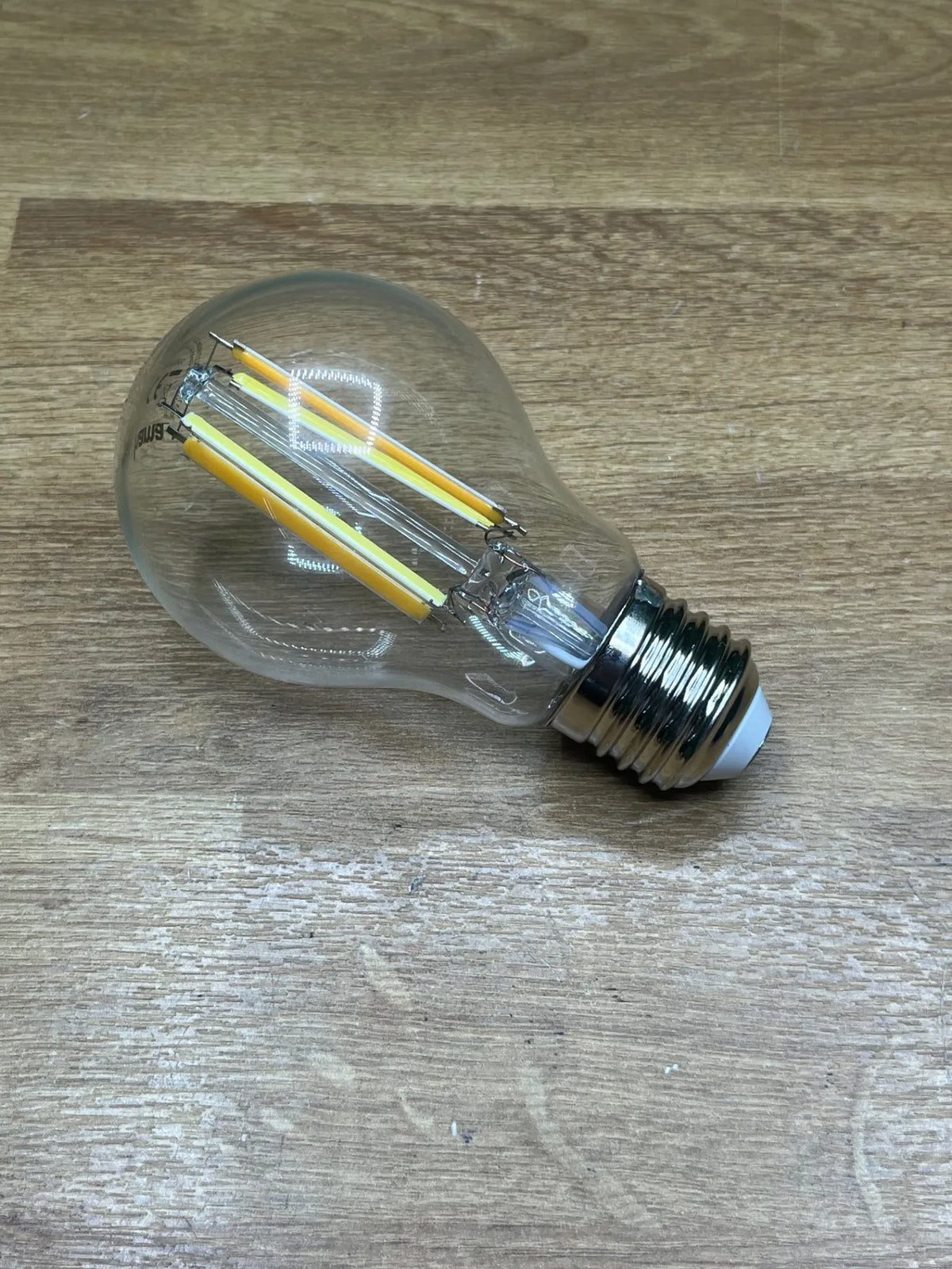 Bombilla inteligente LED WiFi E27 Hama