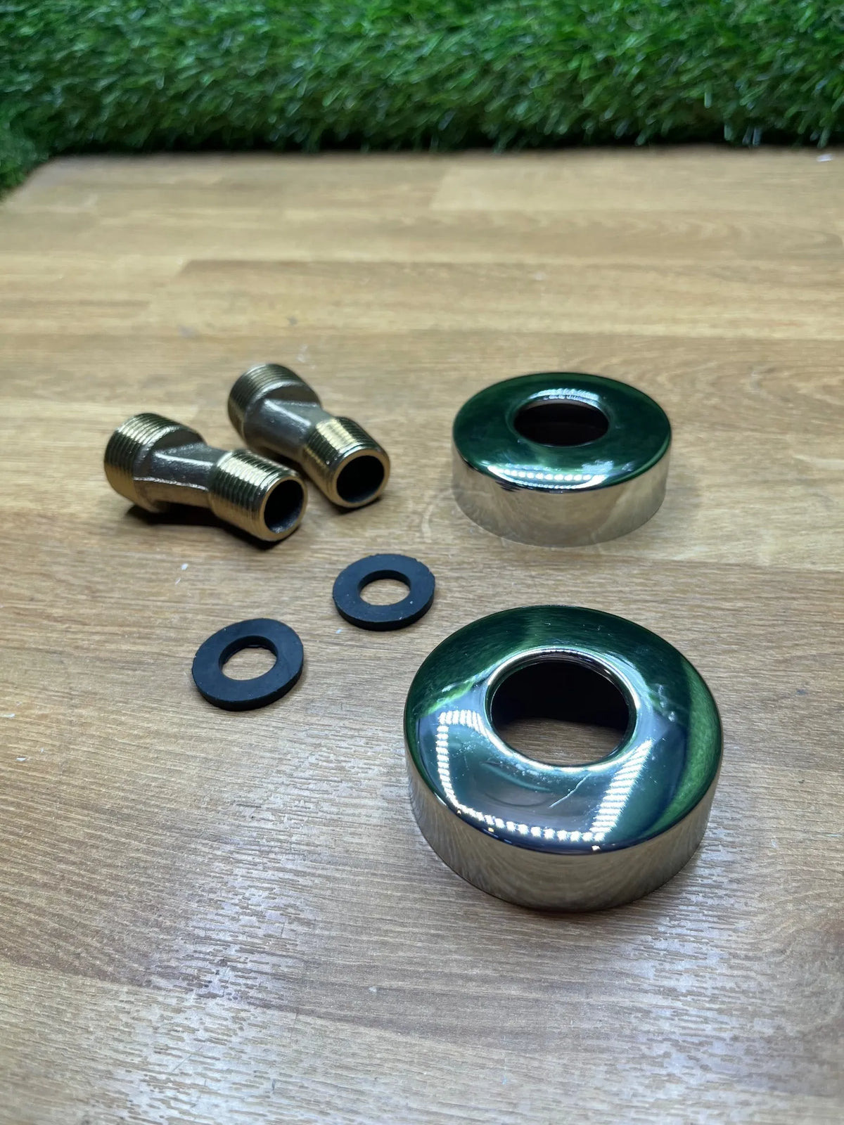 Batería de fregadero de pared Sauco