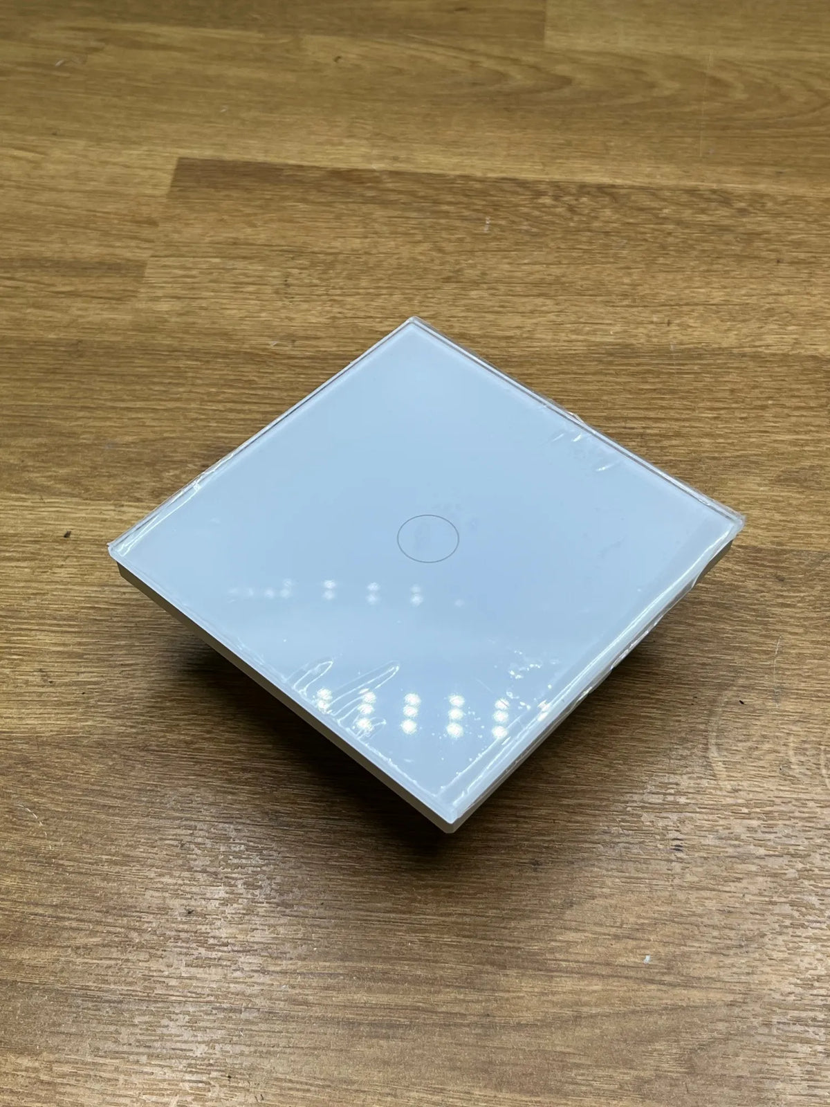 Interruptor Táctil de cristal Blanco empotrable WESA