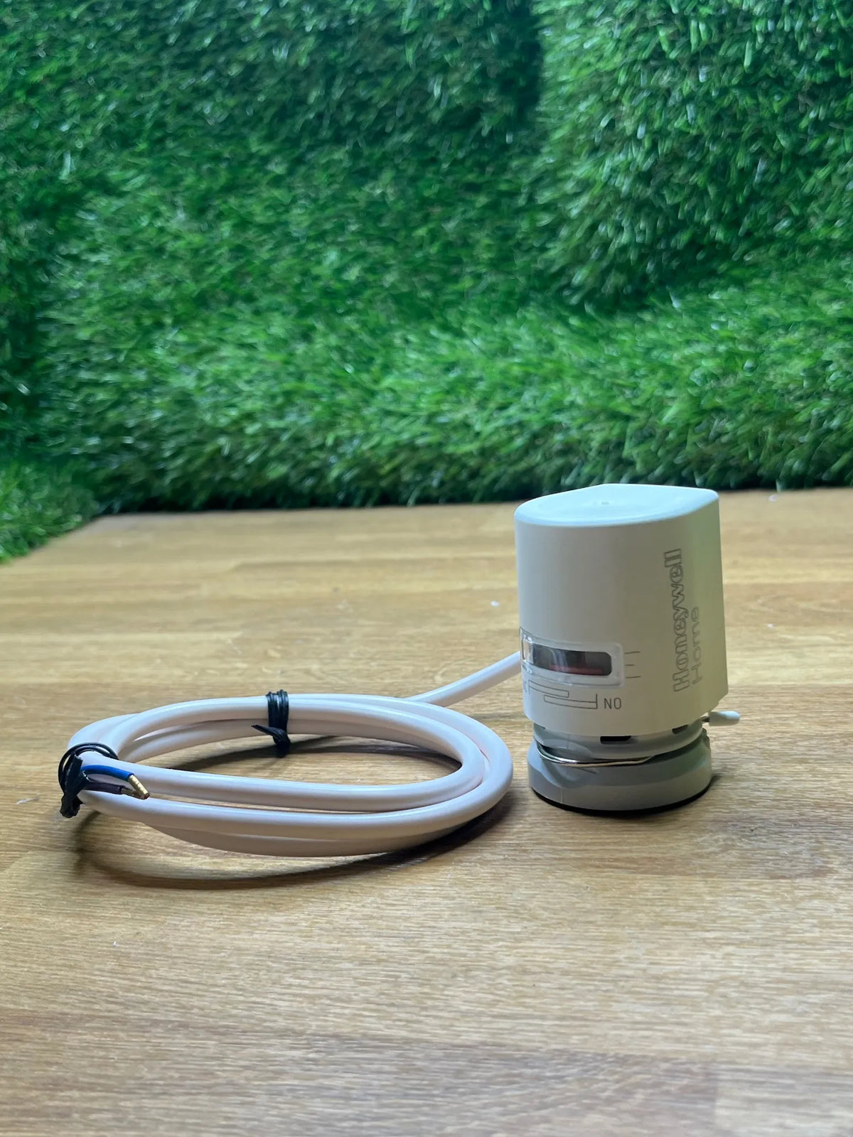 Actuador Electrotérmico 4MM