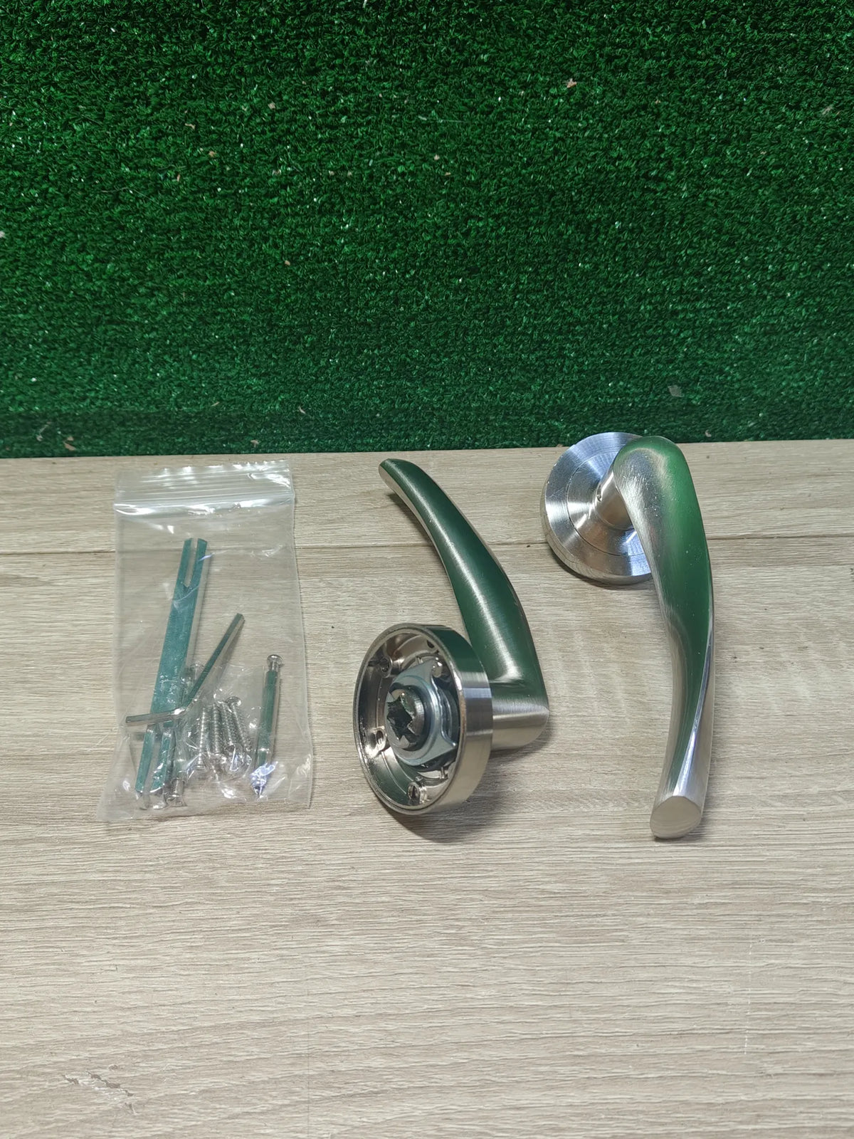 Manetas para puertas de interior Emuca