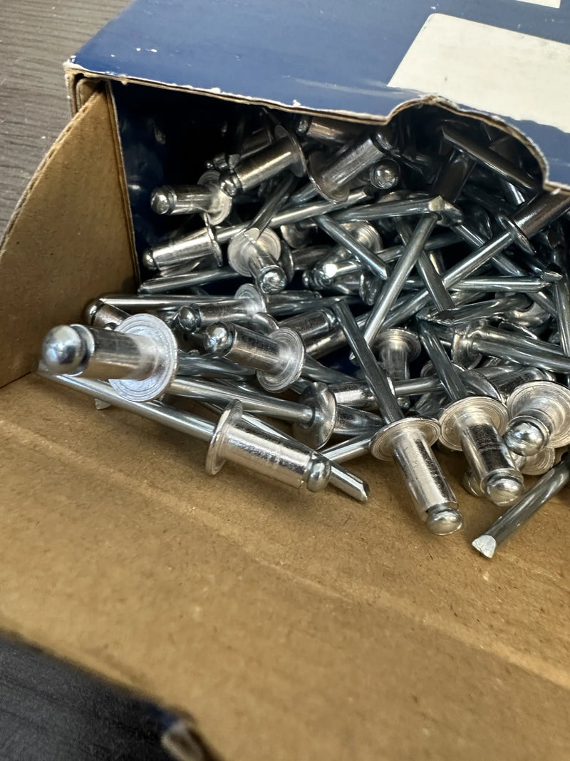 Remache aluminio estándar