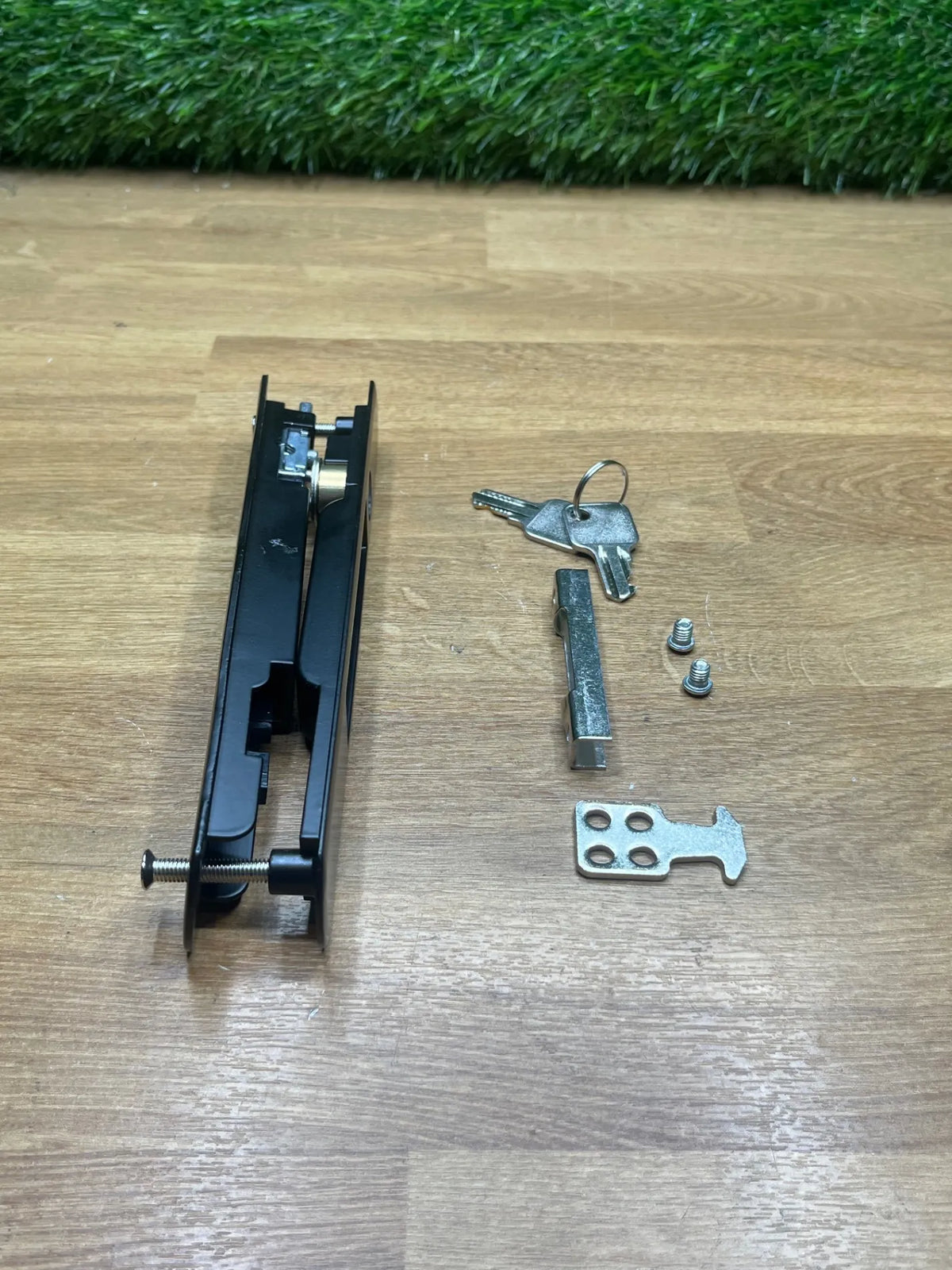 Cerradura para puerta corredera
