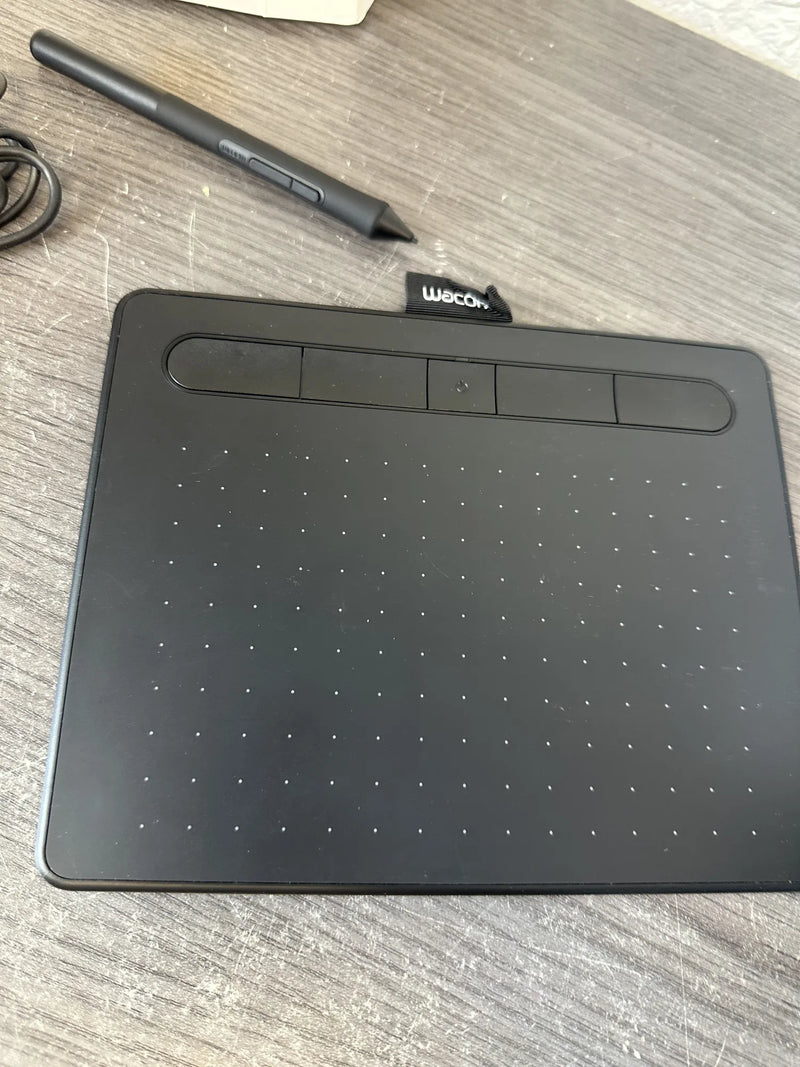Tableta Gráfica Wacom Intuos Small con Lápiz Negro