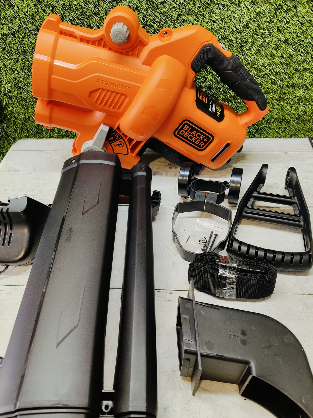 Sopladora y aspiradora sin cable - BLACK+DECKER