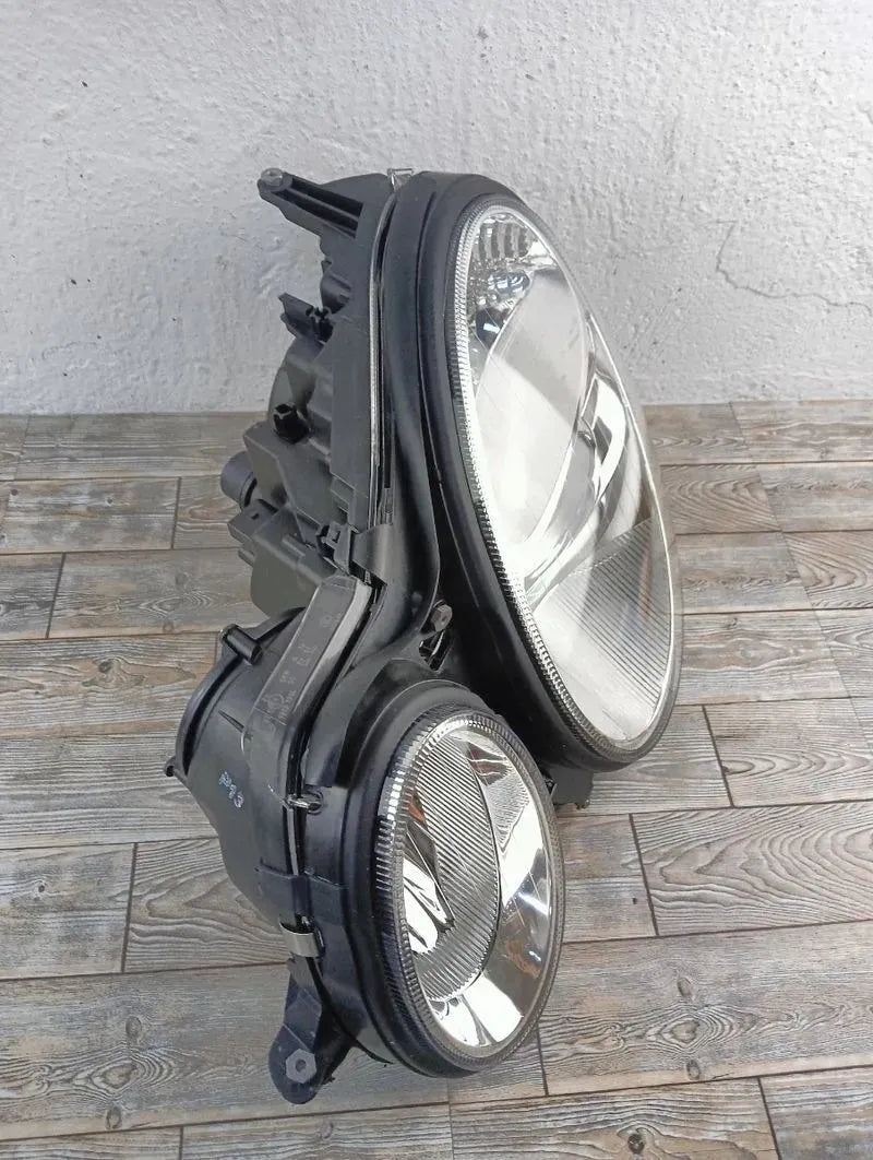 Faro principal Bi-Xenon HELLA