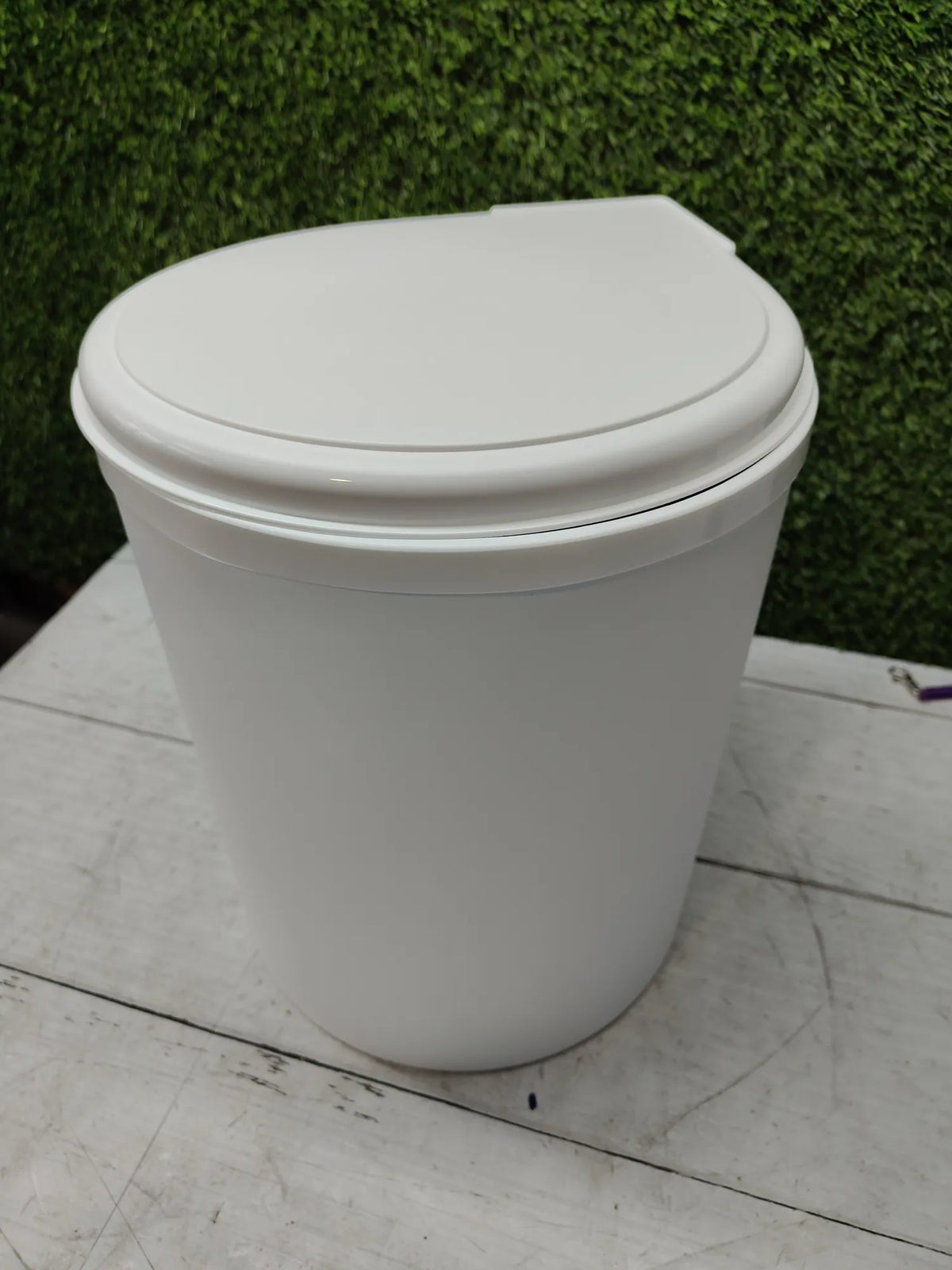 Cubo de basura para puerta de armario - Emuca