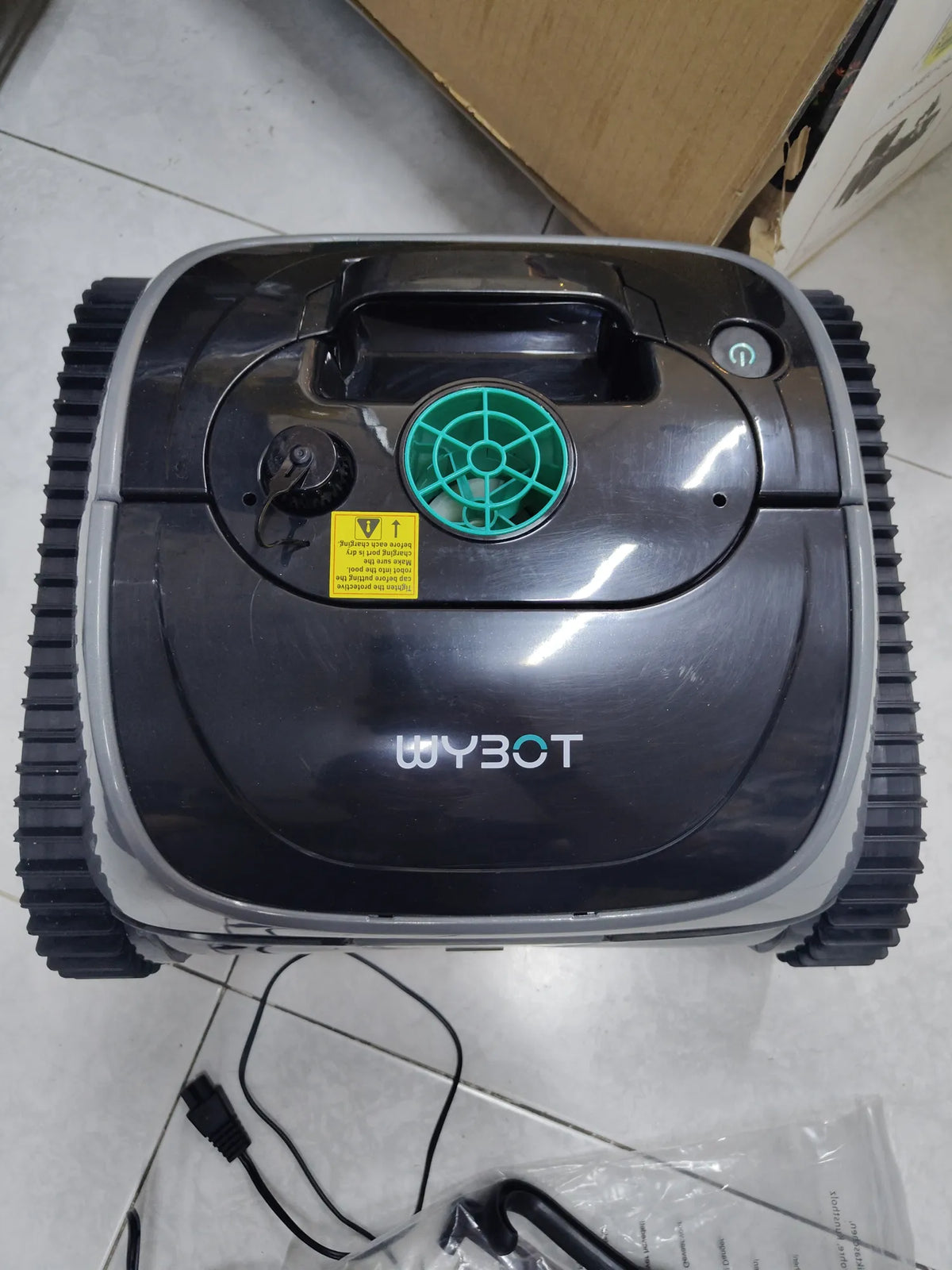 Robot Limpiafondos Piscina inteligente WYBOT C1