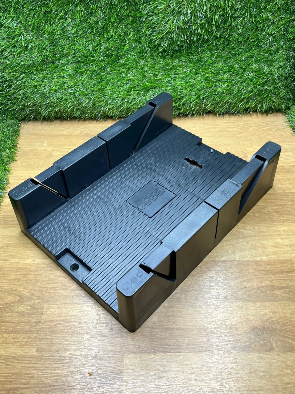 Caja ingletadora 55076 Draper