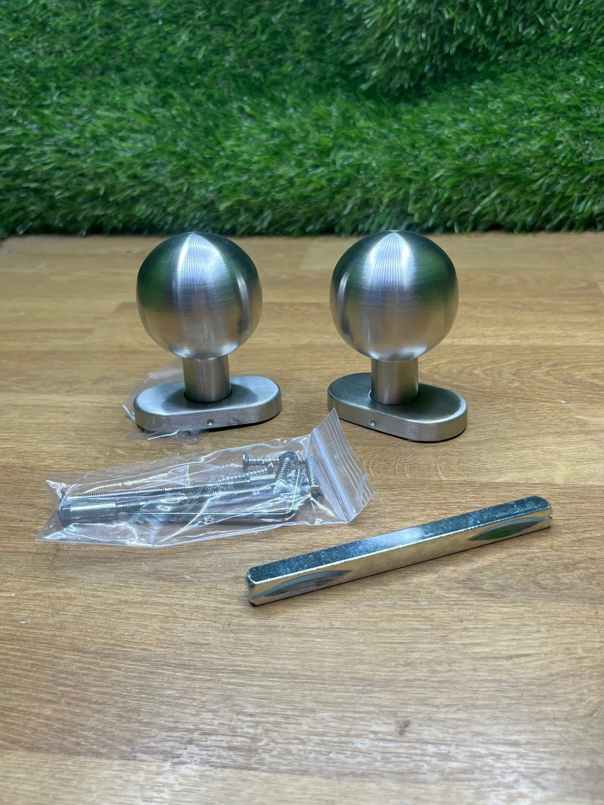 Juego de Pomos Fijos Redondos para Puertas Amig