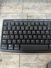 Teclado y ratón Logitech