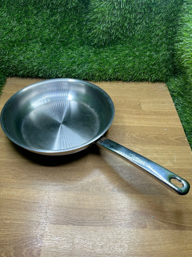 Sartén 24 cm Sin Revestimiento Antiadherente WMF