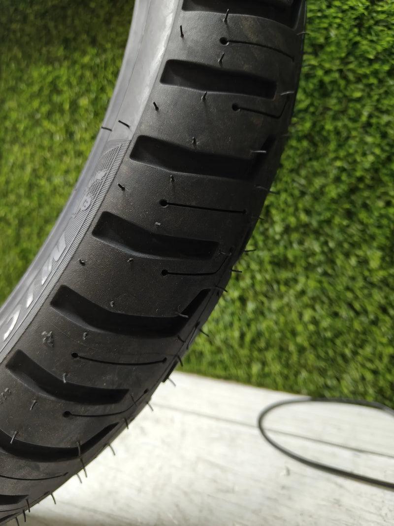 Neumático de moto 90/90-18 - Michelin