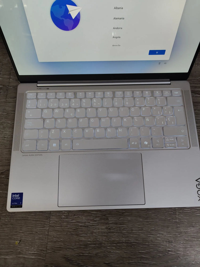 Portátil Lenovo Yoga Slim 7