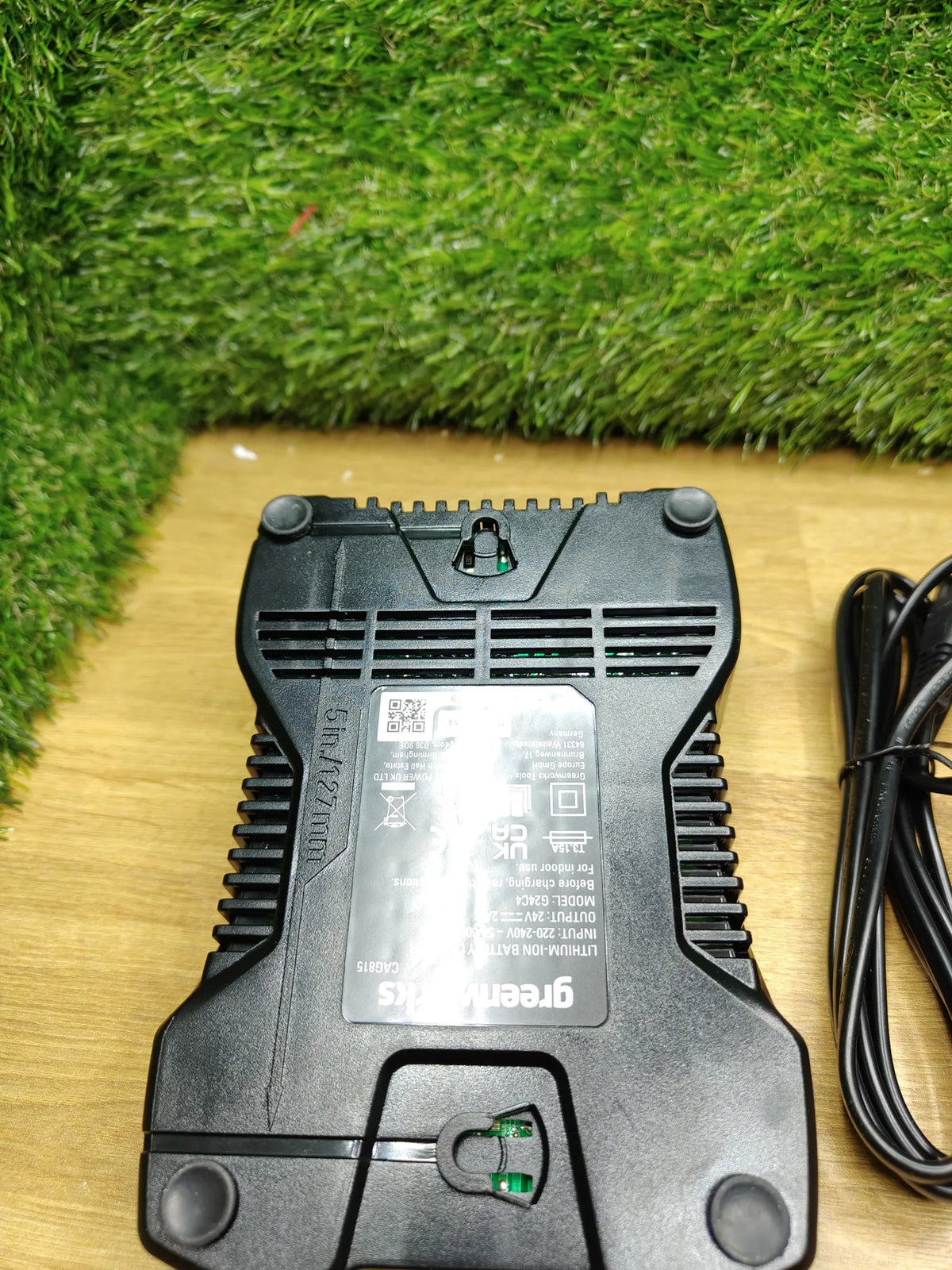Cargador de batería Greenworks