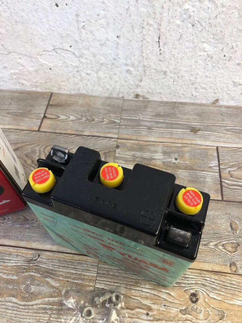 Batería para moto Yusa