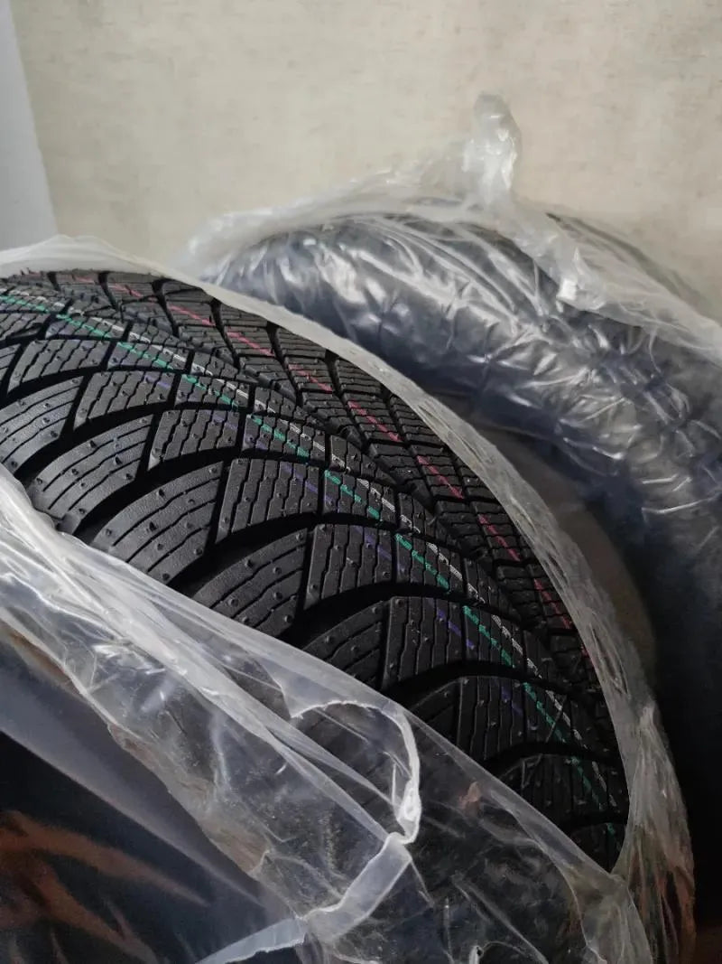 Pack de 2 Neumáticos Nankang