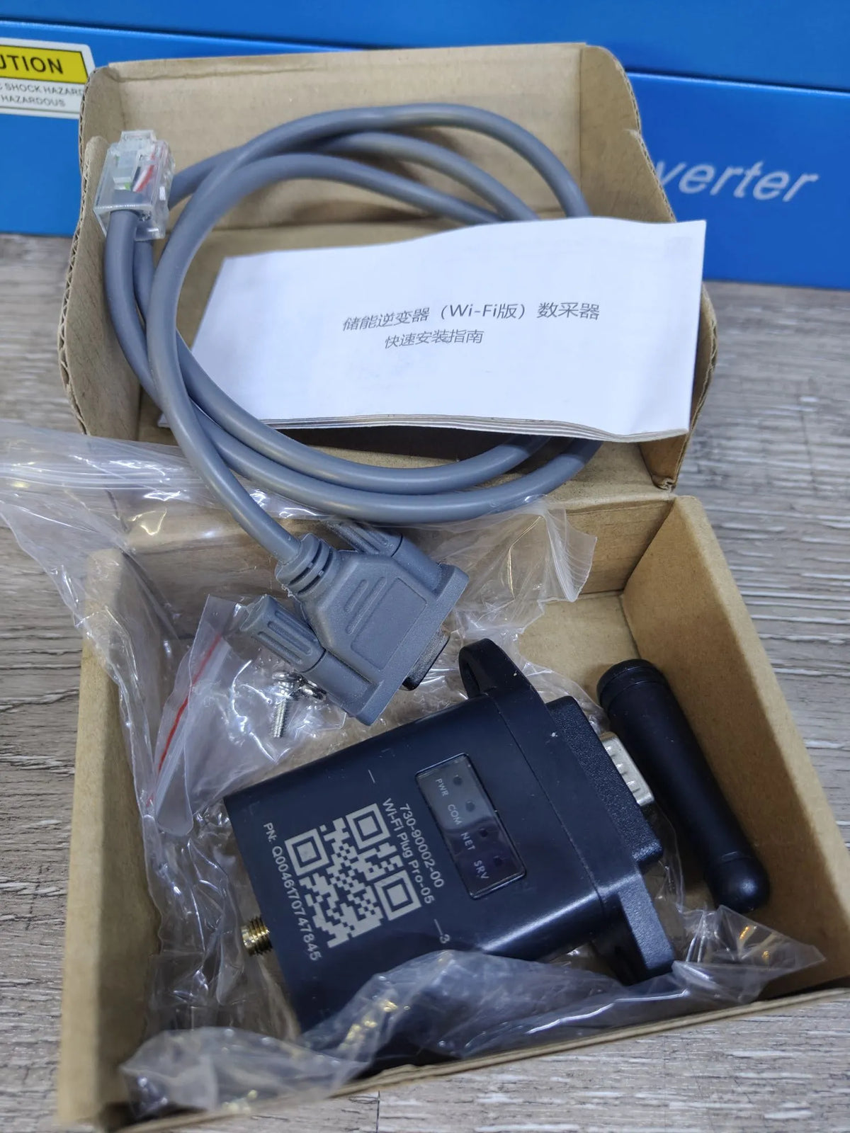 Inverter híbrido para batería de 24V POWLAND 4200W