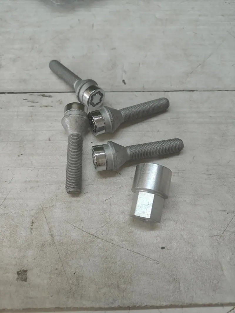 Tornillos antirrobo para ruedas - Mcgard