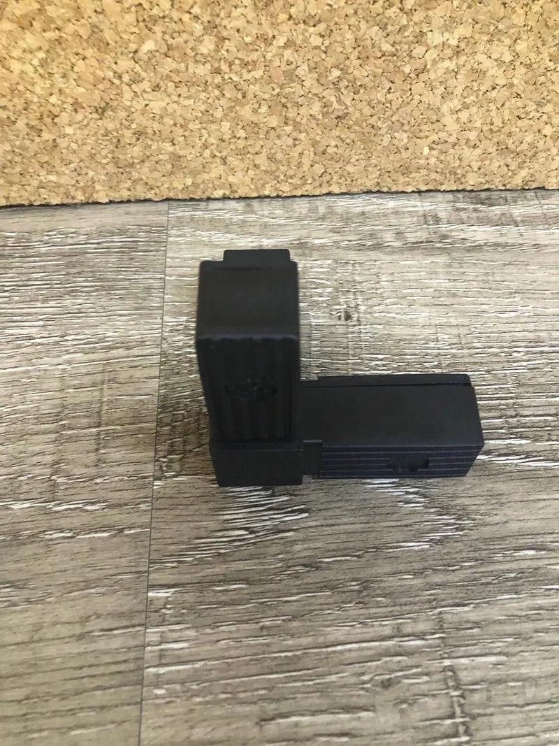 Conector para tubo cuadrado 20x20 25