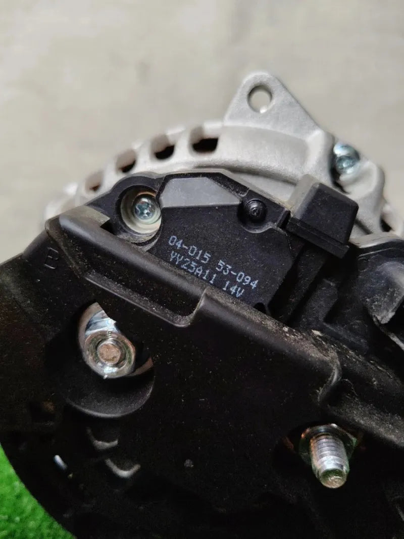 Alternador Hella 14V 150A BEL 011 710-801