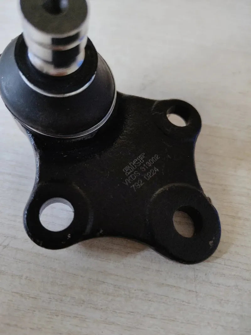 Rótula de suspensión coche VKDS 313005 - SKF